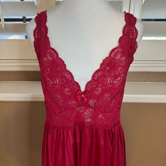 Vintage Shadowline M Satin Gown And Robe Set Deep Red Lace Trim Romantic Evening - Picture 8 of 12